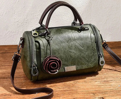 BellaFlor Boston: Bolsa de Ombro Sofisticada em PU para Mulheres que Valorizam a Elegância shopjponline.com