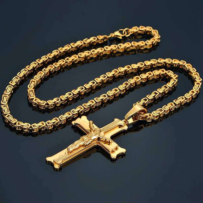 Crucifixo Dourado em Aço Inoxidável com Jesus - Colar Imponente e Corrente Longa para Homens Devotos shopjponline.com